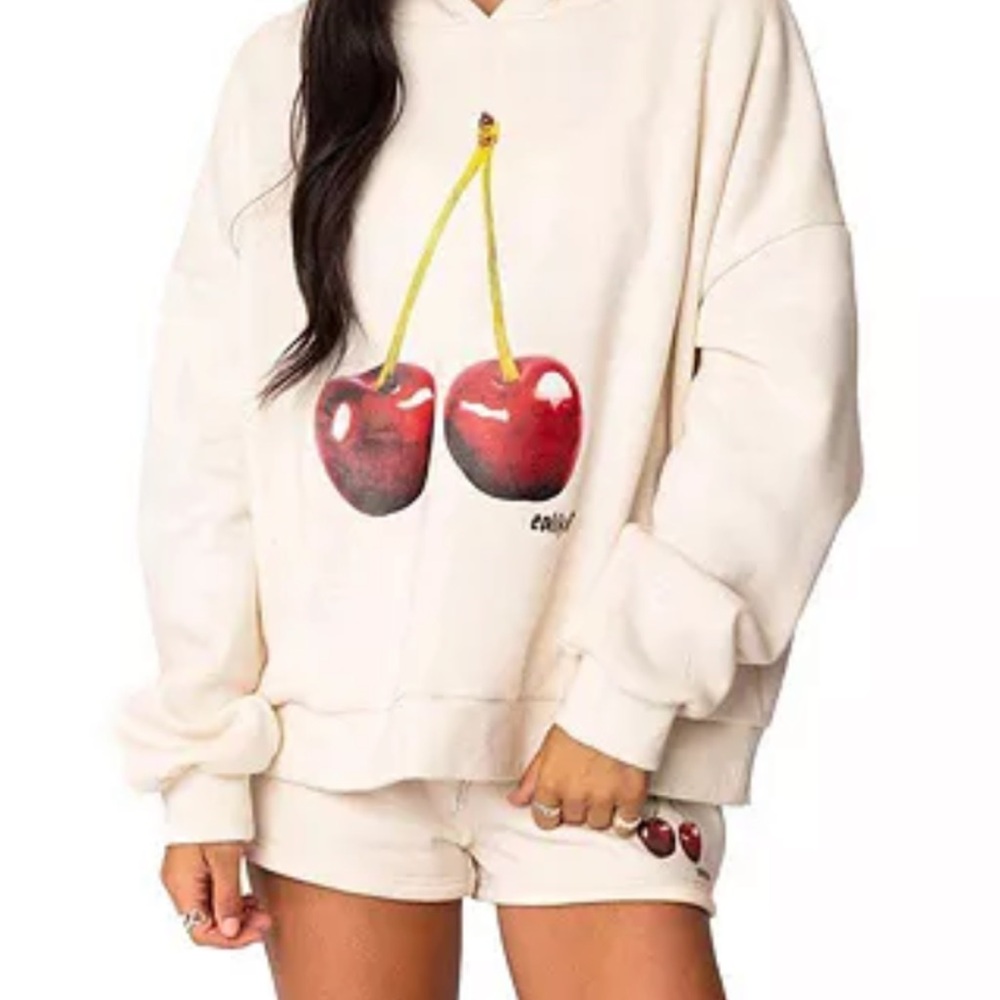 Edikted Cream Oversized Graphic Hoodie